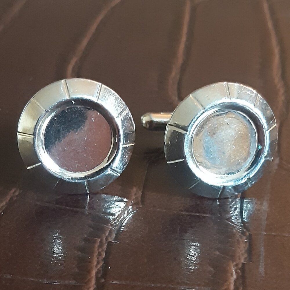 ⚡️BUY 3 for $55⚡️1960s Gold Tone Round Vintage Cuff Links